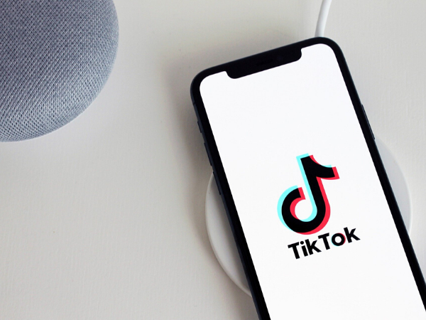 Video sharing apps, TikTok's in-app revenue increases amid  COVID-19 generated lockdowns.