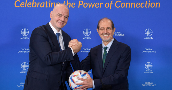 FIFA  Partners Blockchain Innovator, Algorand for sustainable revenue growth